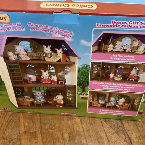 3 Story Town House - Picture 2 of 14